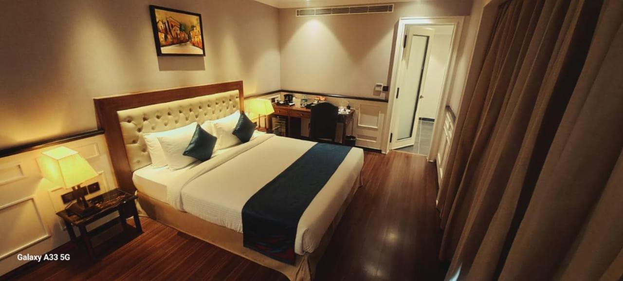 Hotel Nambiar Club Bellezea Kammasandra Zewnętrze zdjęcie